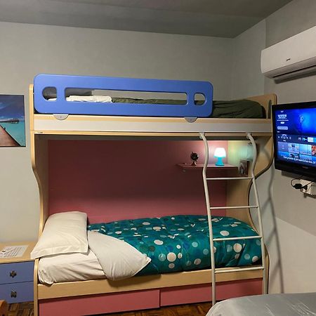 Bed and Breakfast La Casa Di Cate & Adry Envie Экстерьер фото