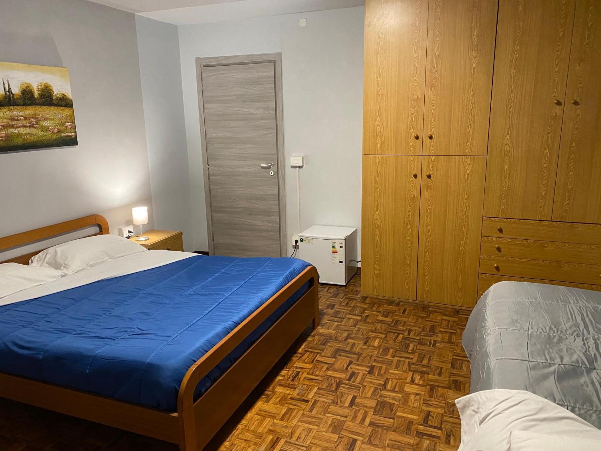 Bed and Breakfast La Casa Di Cate & Adry Envie Экстерьер фото