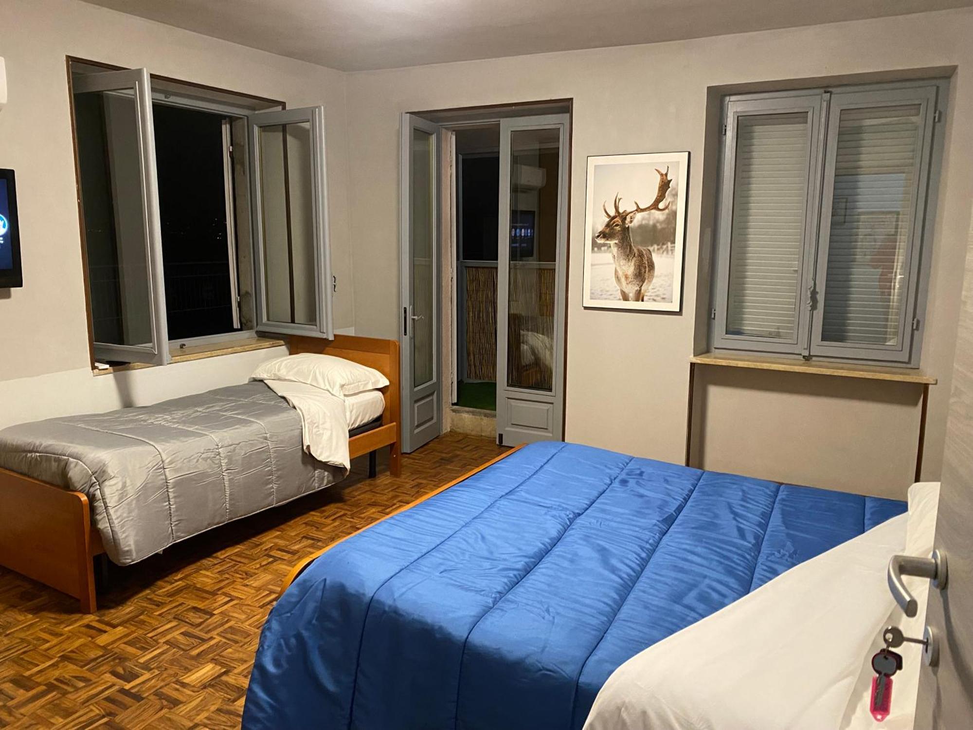 Bed and Breakfast La Casa Di Cate & Adry Envie Экстерьер фото