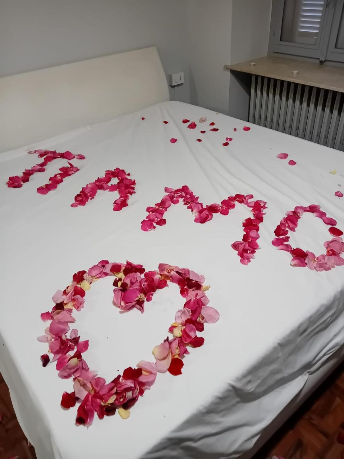 Bed and Breakfast La Casa Di Cate & Adry Envie Экстерьер фото
